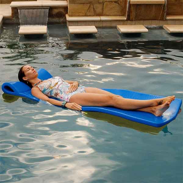 Single person floating water mat