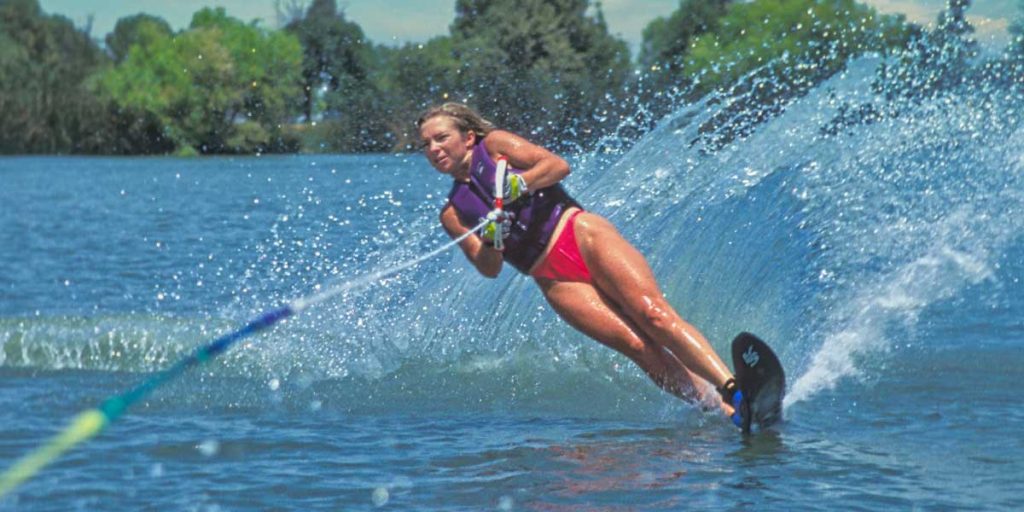 Best Water Skis For The Lake 1024x512 